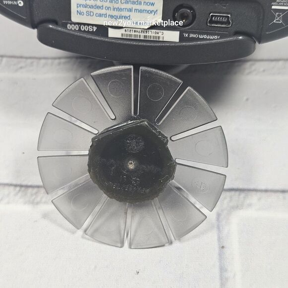 TomTom One XL 4S00.008 GPS Bluetooth Navigator Touch Screen 4.3" Maps Tom Tom - Picture 10 of 16